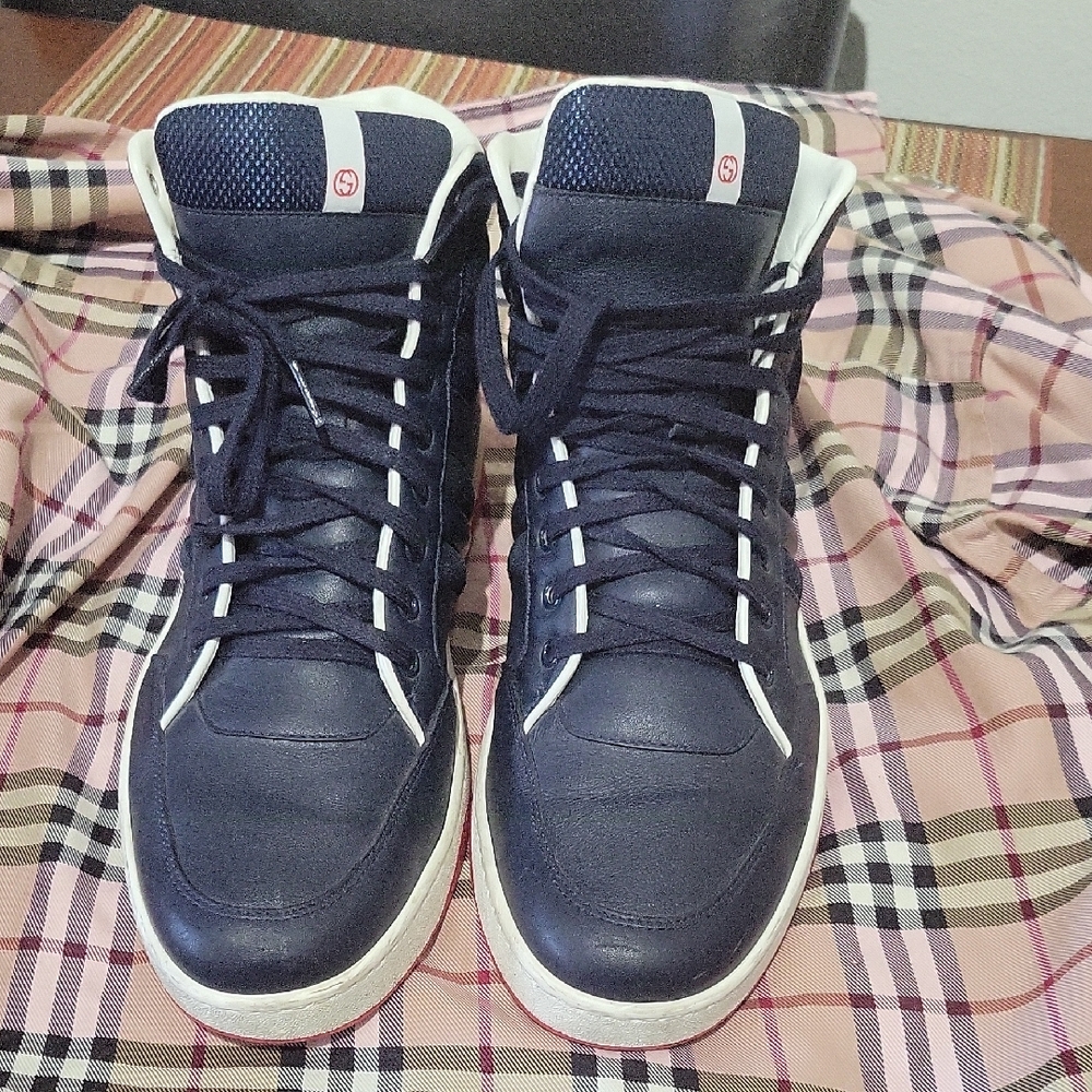 Gucci Stylish Navy Blue High-Top Sneakers